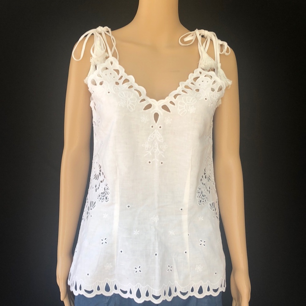 Linen embroidered top